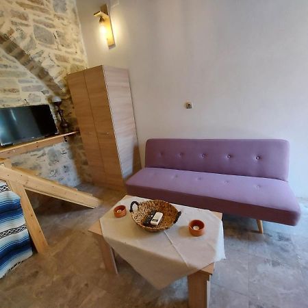 Appartement Ήλιος Πατσακης à Symi Extérieur photo