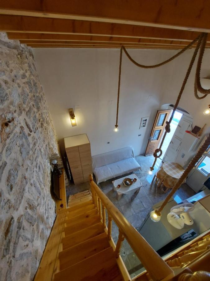 Appartement Ήλιος Πατσακης à Symi Extérieur photo