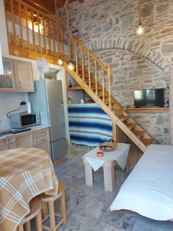 Appartement Ήλιος Πατσακης à Symi Extérieur photo