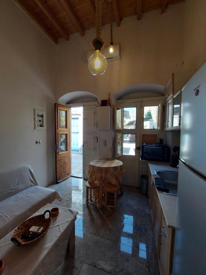 Appartement Ήλιος Πατσακης à Symi Extérieur photo